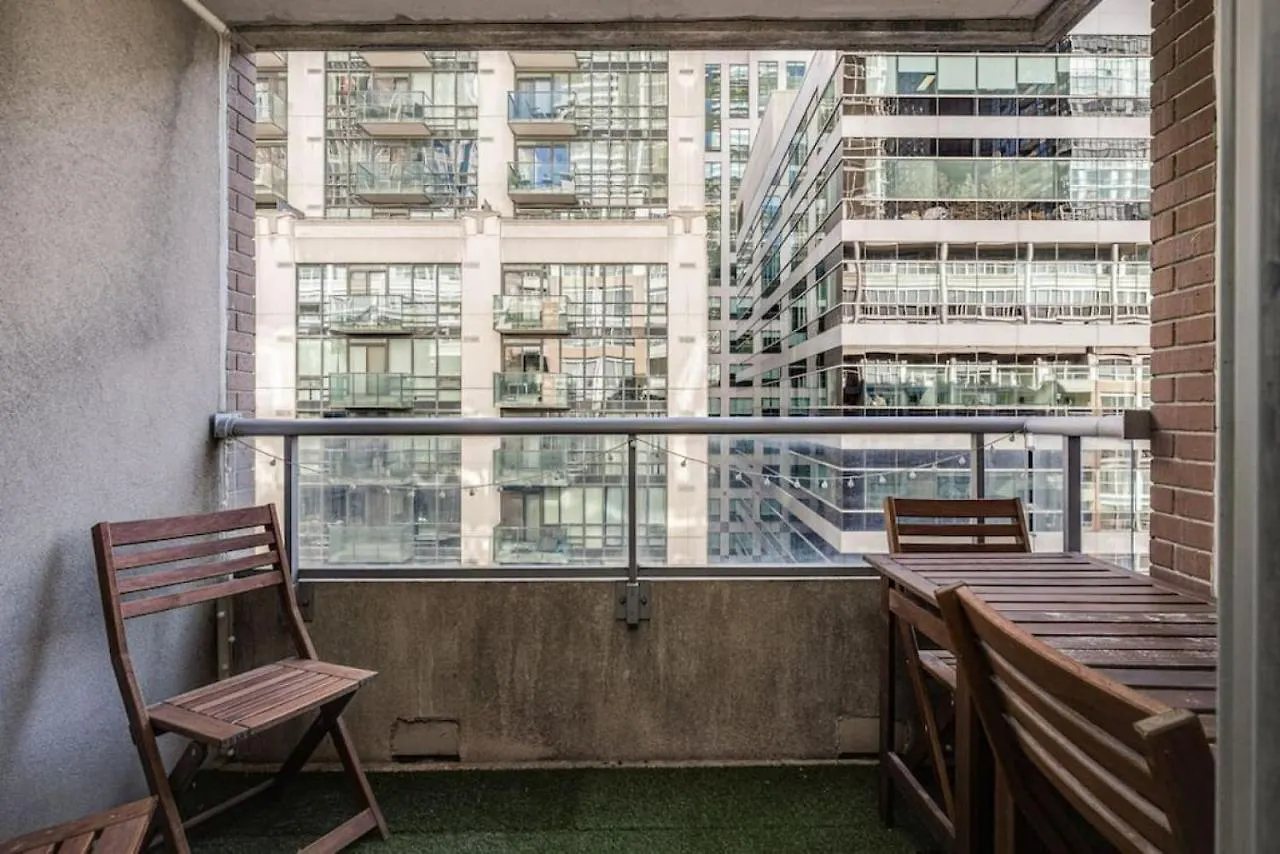Urban Apt With Highspeed Wifi Near Shopping Malls Toronto 0*,  Canadá