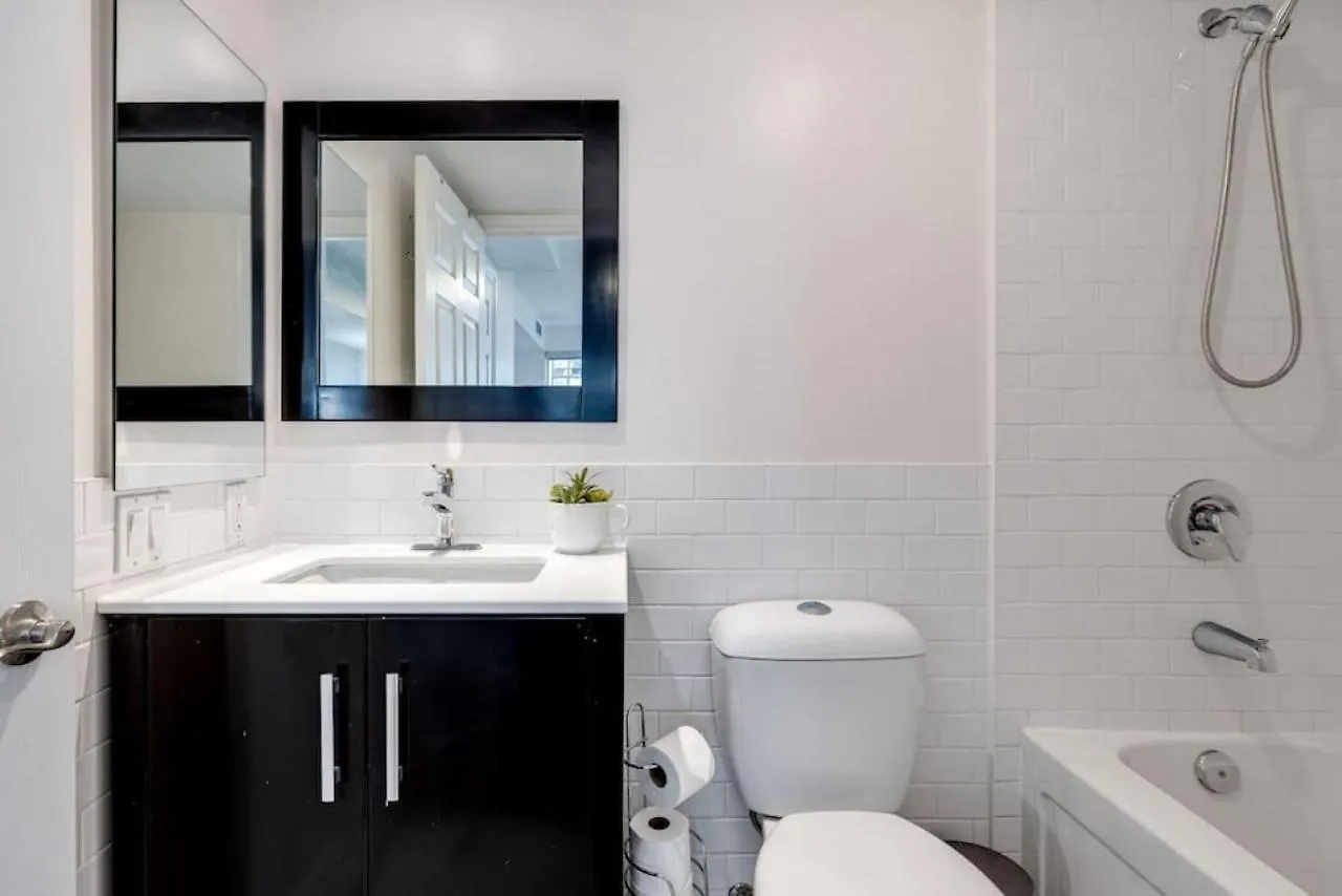 Сasa de vacaciones Urban Apt With Highspeed Wifi Near Shopping Malls Toronto Canadá